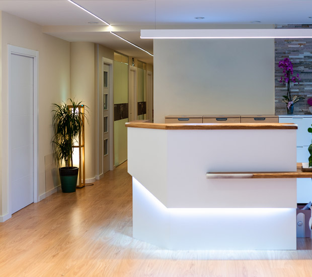 Hialeah Office Roles - Who Am I Talking To