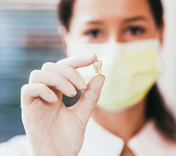 Hialeah Tooth Extraction